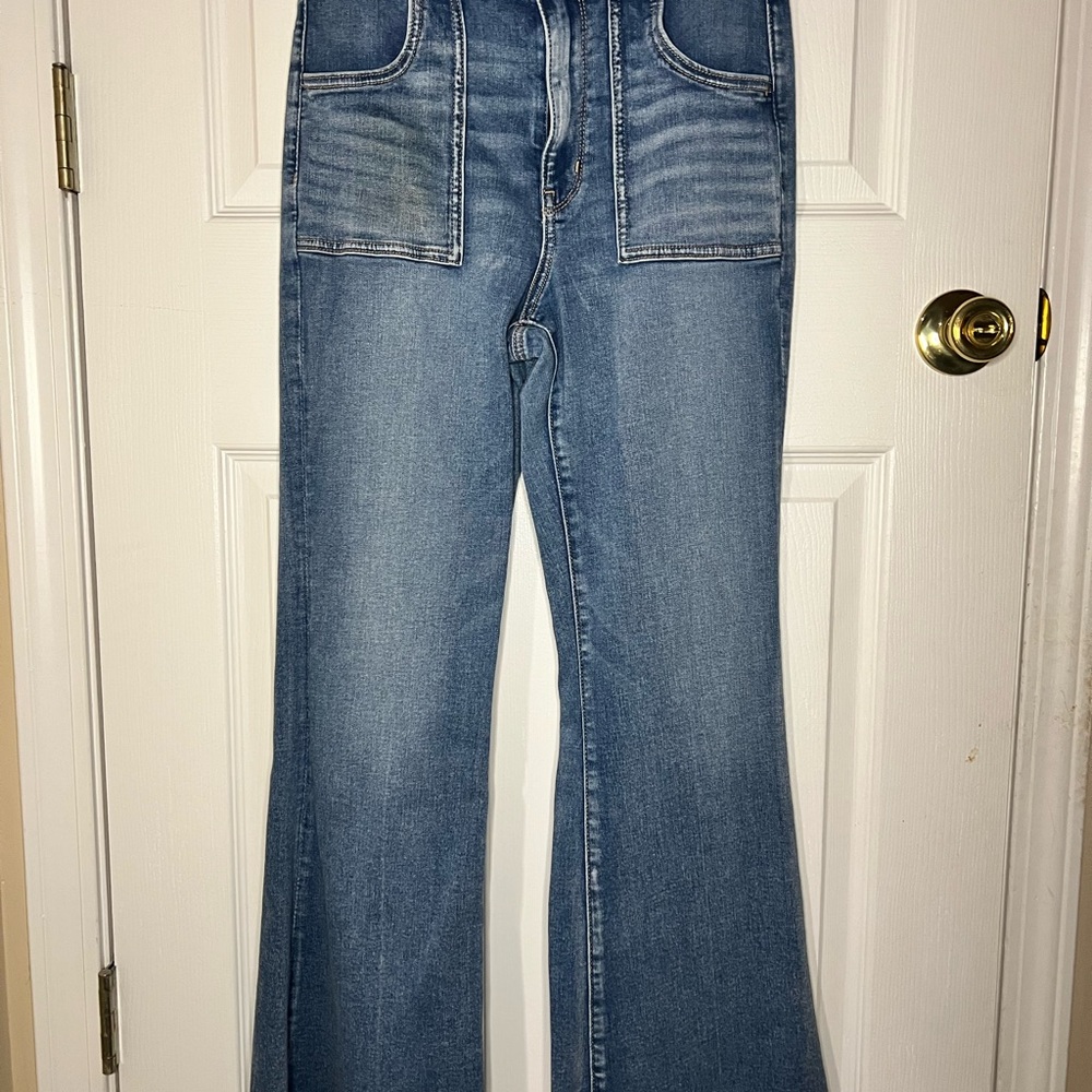 AE Ne(x)t Level Super High-Waisted Flare Jean Size 12 Regular